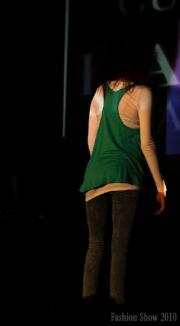 FashionShow2010-246