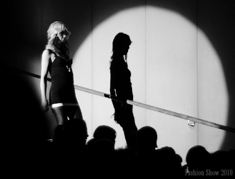 FashionShow2010-263