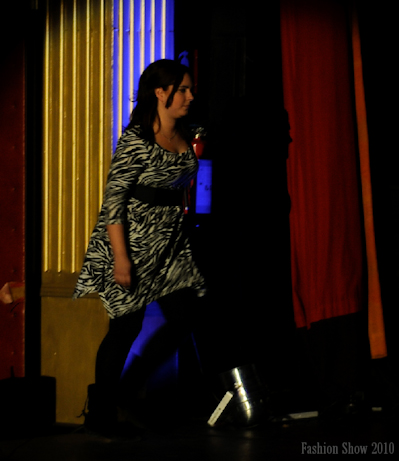 FashionShow2010-292