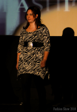 FashionShow2010-296